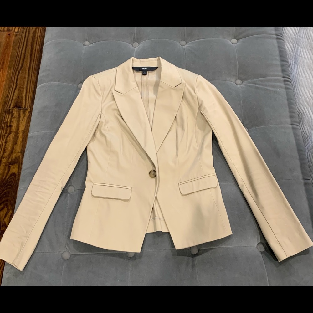 Womens Cream Single-Button Tailored Blazer